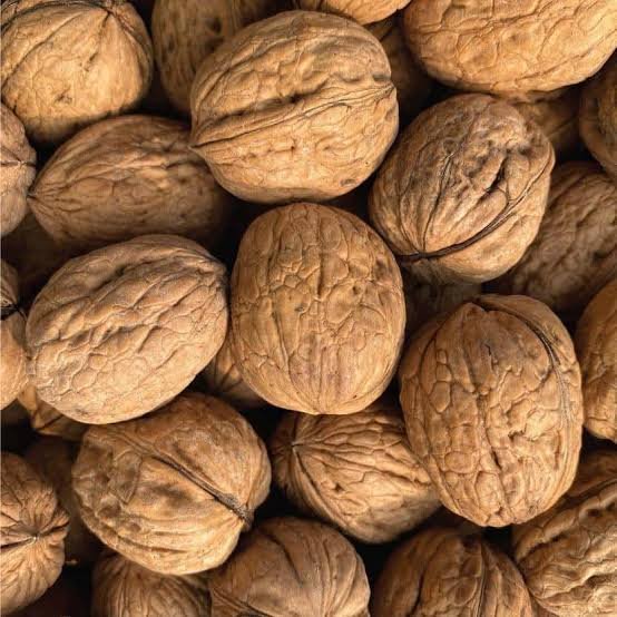 WHOLE AKHAROT (WALNUT)
